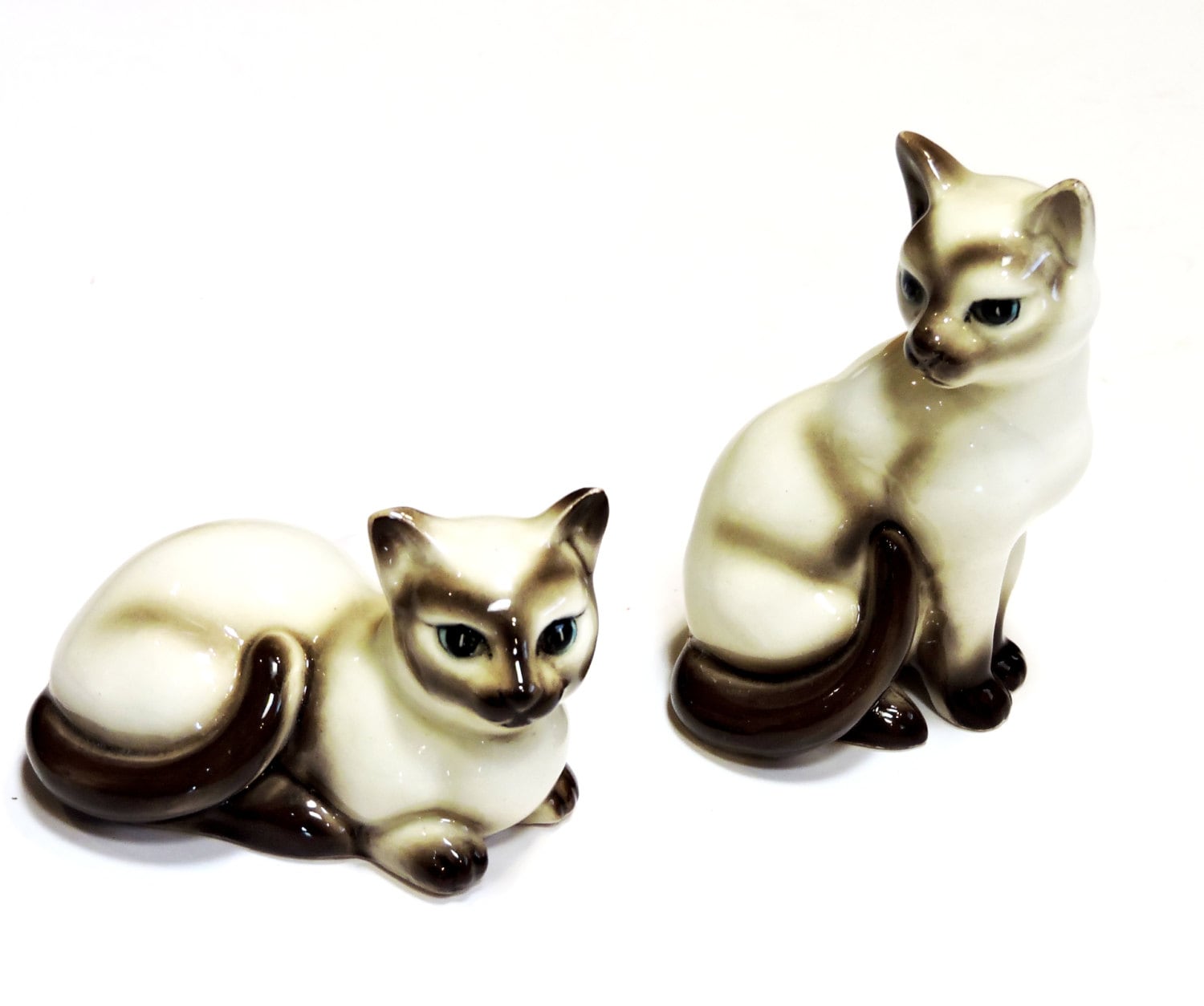 Siamese Cat Ceramic Salt and Pepper Shakers Vintage EW