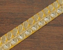 Golden 20 M Embroidered Metallic Gold Color Sequins Lace Trim, For Garments At Best Price In Surat - Foto 9
