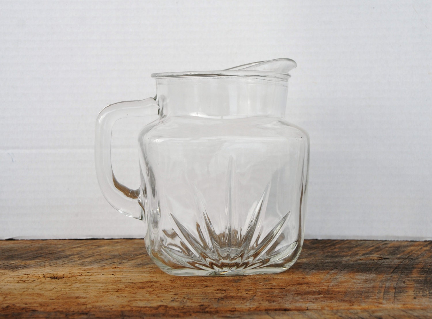 Vintage Clear Glass Pitcher Starburst Design Federal Glass 9594