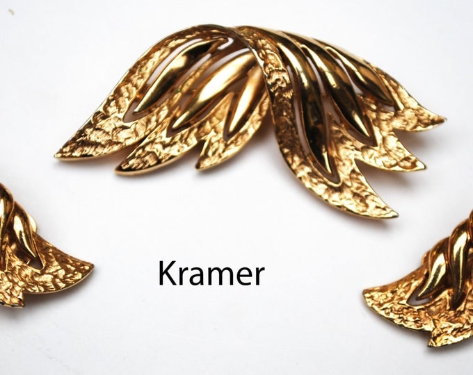 Kramer Brooch and earring set Mid century gold winged wave design pin