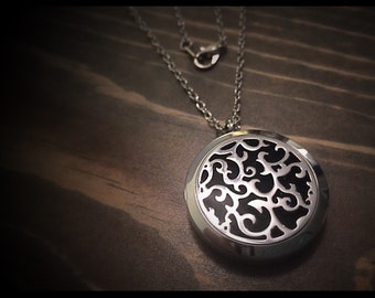 Stainless Steel Essential Oil Diffuser Locket, Diffuser Jewelry, Aromatherapy Necklace, 30mm