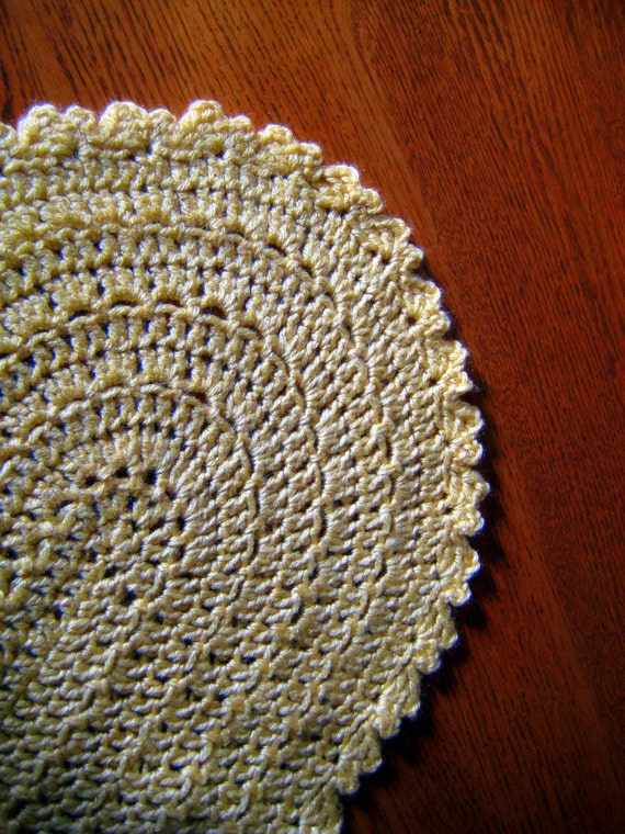 Crochet placemats Kitchen DecorSet of 5 by DesignsByWillowcreek