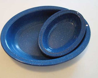 Vintage enamel baking dishes, blue enamel baking pans, vintage speckled enamel pans