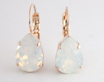 White opal teardrop earrings,Swarovski white opal,white teardrop earrings,white wedding jewelry,white bridal earrings,white wedding,opal