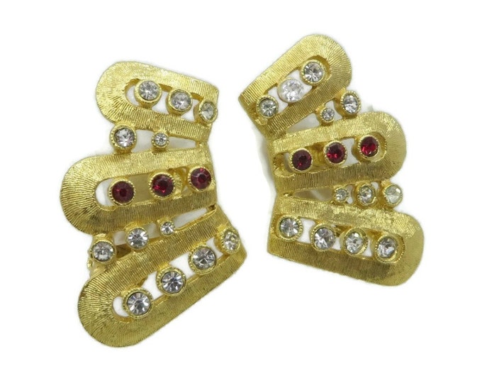 Hattie Carnegie Rhinestone Fan Earrings, Vintage Gold Tone Red White Rhinestone Clip-on Earrings