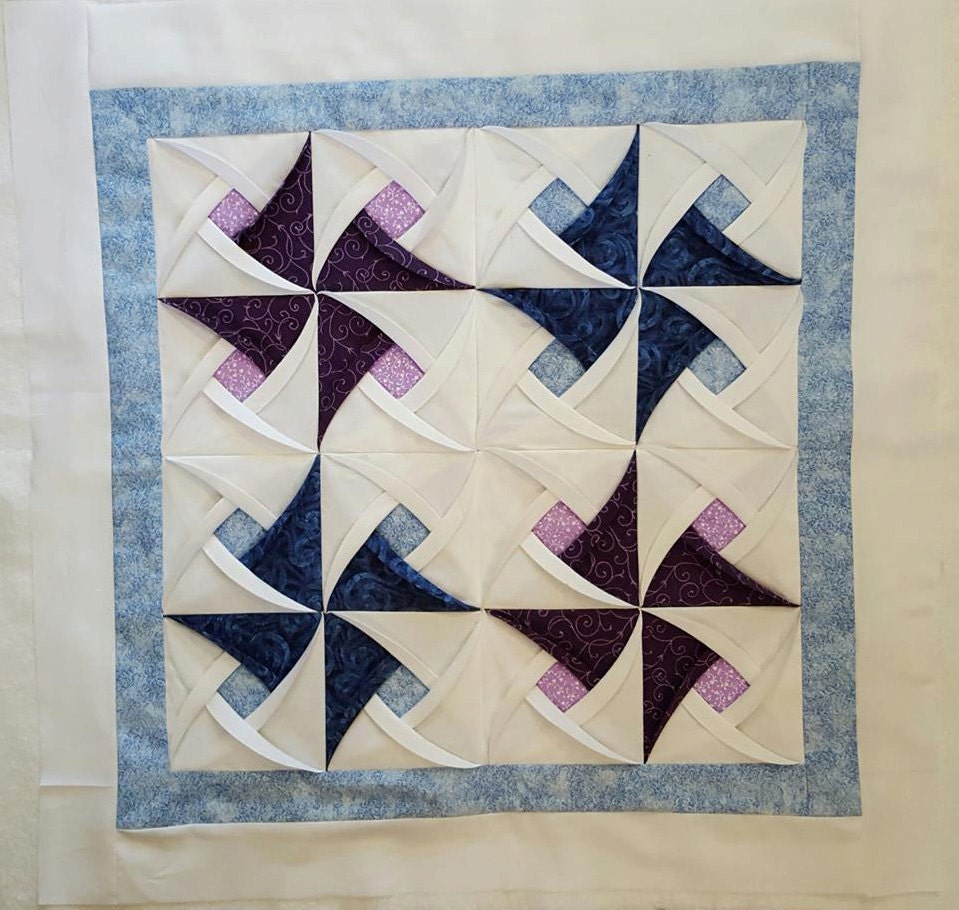 Pinwheel Surprise Quilt Block Pattern Folded Catherdral Style
