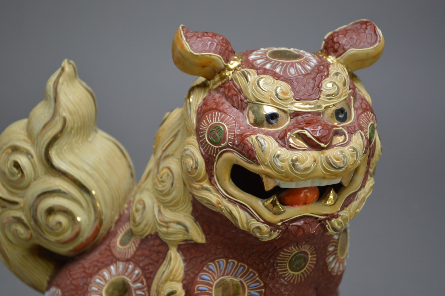 Kintsugi Repair Kutani Foo Dog. Japanese Ceramic Shishi.