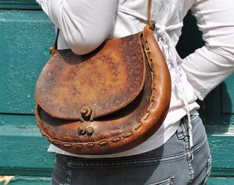 Items similar to Vintage Tooled Leather Handbag / 50s Hand Tooled Bag ...