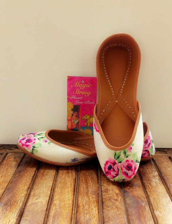 ladies christmas flats