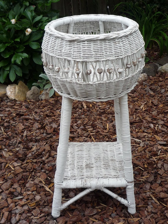 Large Vintage White Wicker Planter Fernery UNIQUE Porch