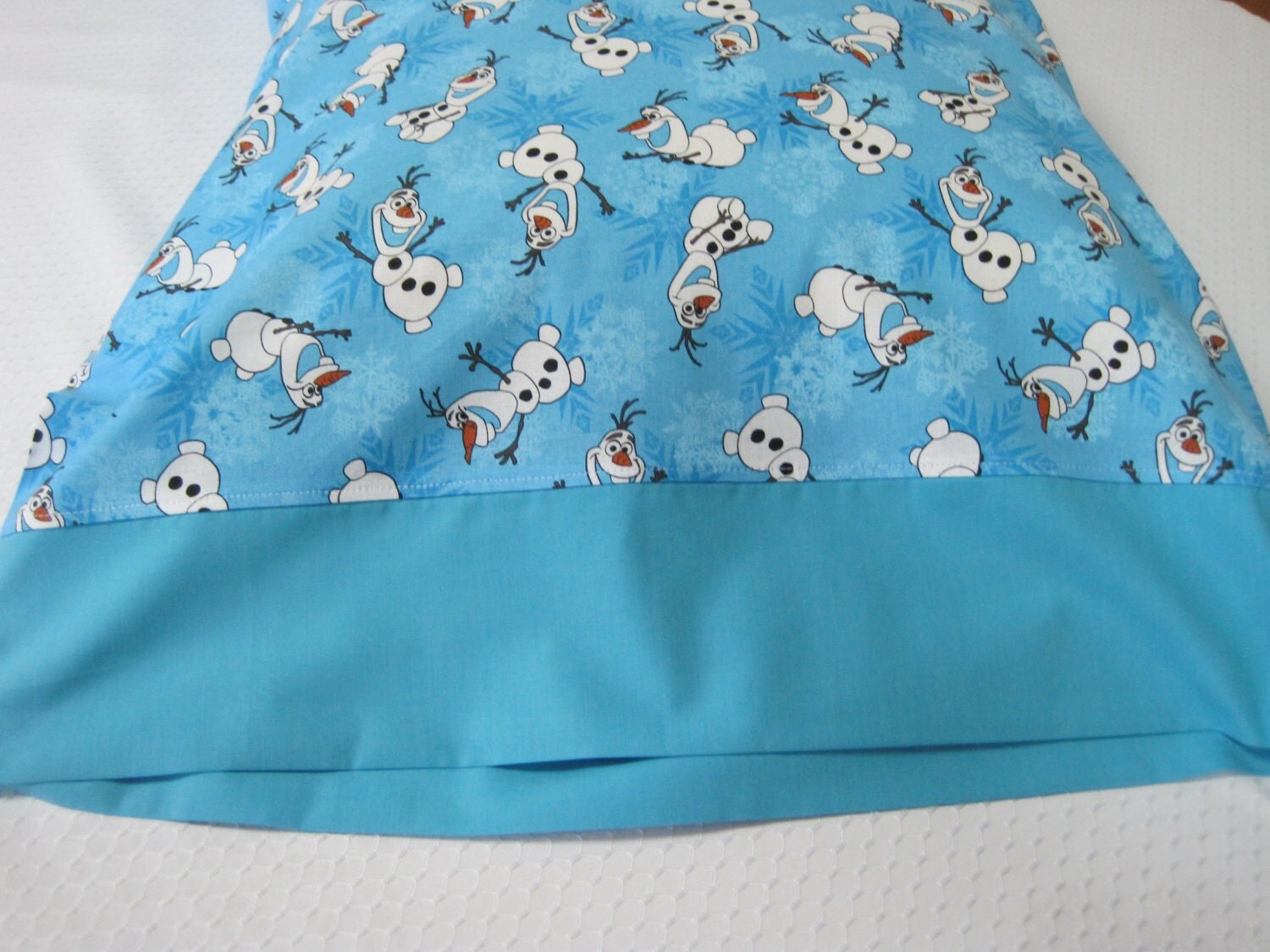 olaf bed pillow