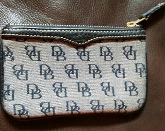 Excellent Vintage Dooney and Bourke Black Canvas Small Wallet