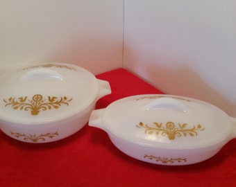 Vintage glass bake casserole dishes, 2 quart round, j-2318 and 1 quart oval, j-2274, both with lids