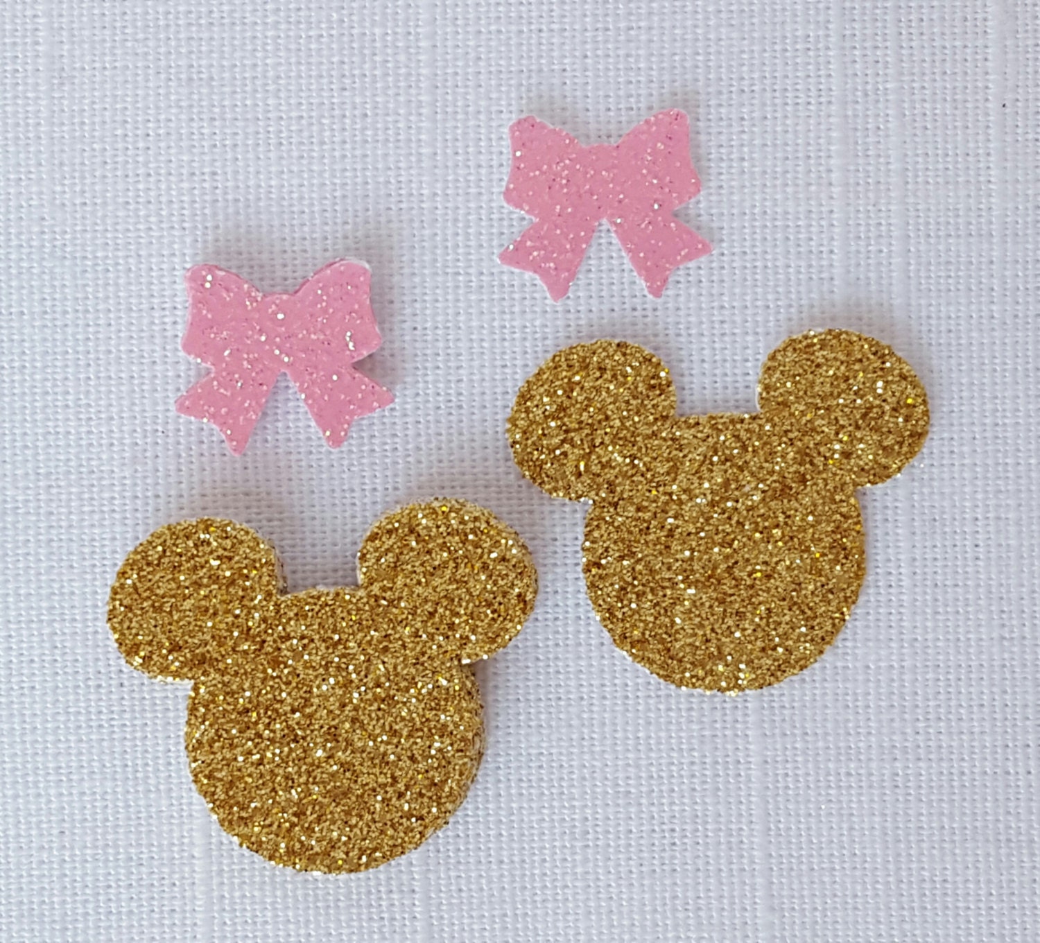 Gold Minnie Mouse & Pink Bow Glitter by ImagineCelebrations