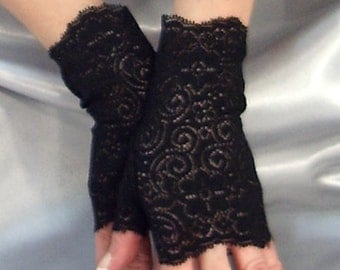 Black lace fingerless gloves