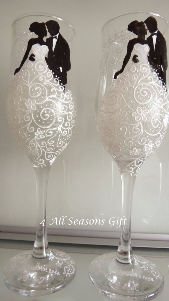 Items similar to Wedding Champagne Glasses, Hand Painted Glasses