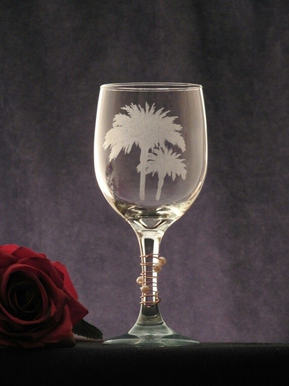 Etched Palm Tree Painted Wine Glass Decorated with Pearl and
