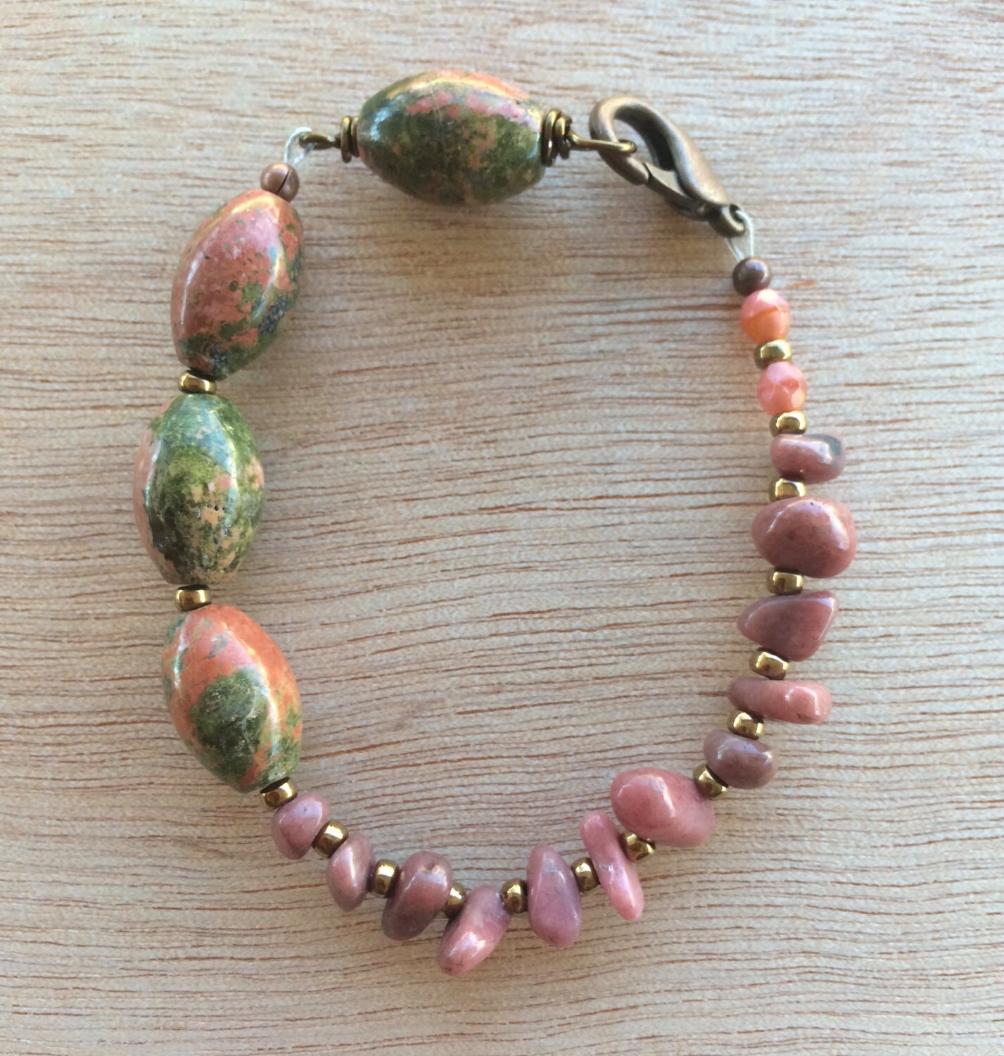 B115 Pink and Green Stone Bracelet
