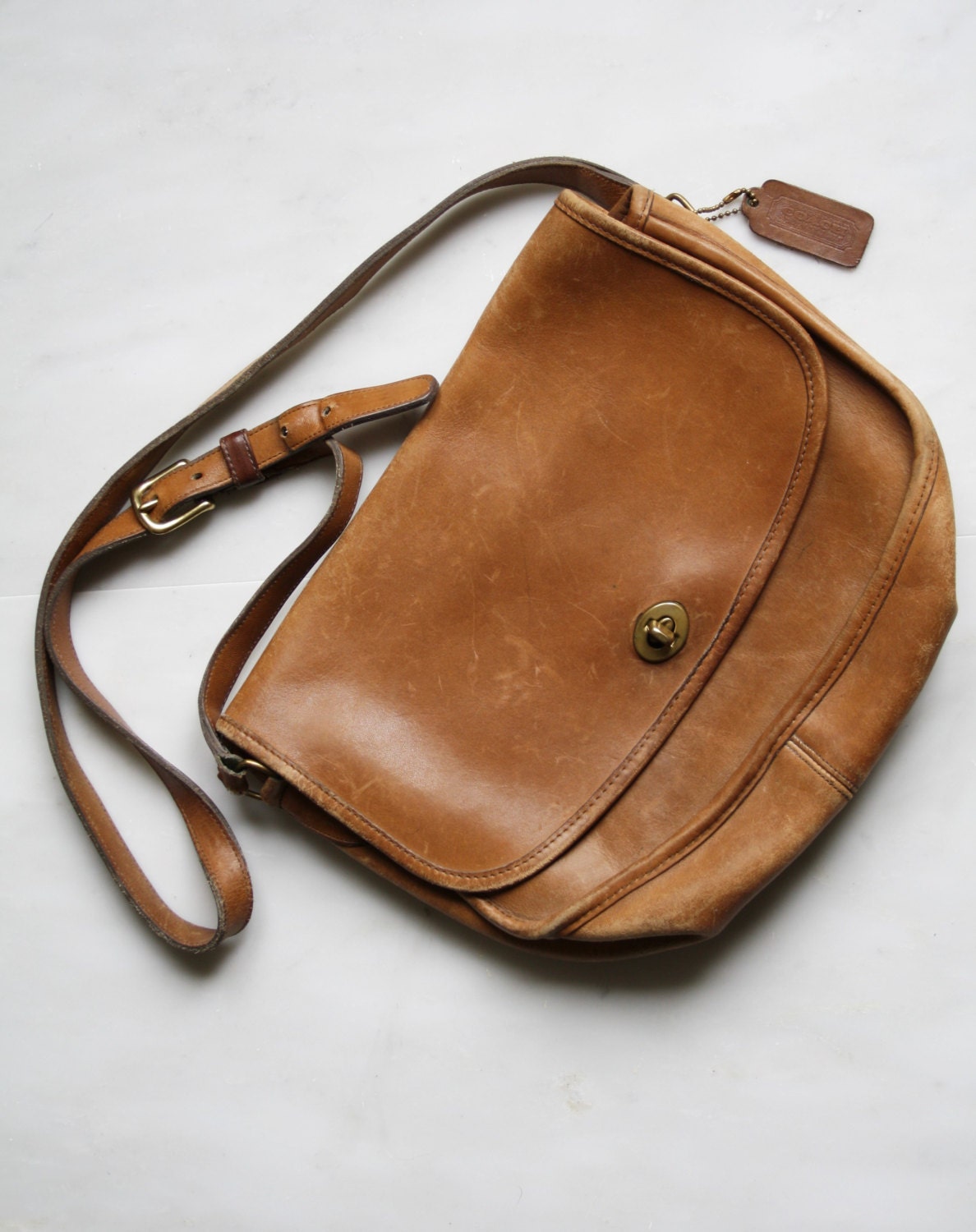 Vintage Coach Light Brown Leather Shoulder Crossbody Purse Bag