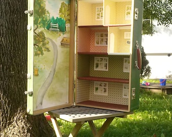 Green from Kalamaja -Travelling Dollhouse