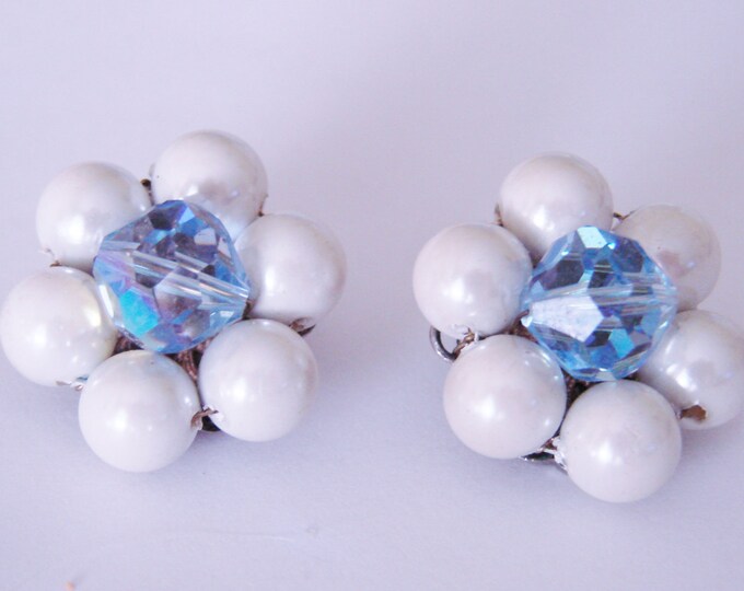 Vintage Cluster Blue Crystal & Pearl Earrings / 1950s 1960s / Clip Earrings / Retro Earrings / Jewelry / Jewellery