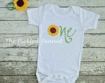 Sunflower Birthday Shirt Sunflower Birthday Onesie 1st Birthday Onesie Girl Birthday Shirt First Birthday Shirt Baby Girl Sunflower Outfit