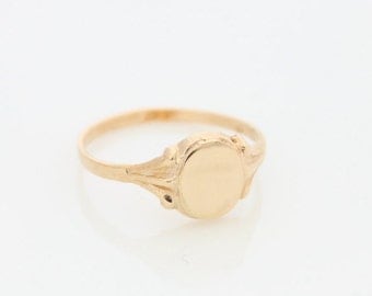 Personalized initial ring • Gold signet ring • Custom gold ring • Monogram ring • Name ring • engraved ring • Promise ring