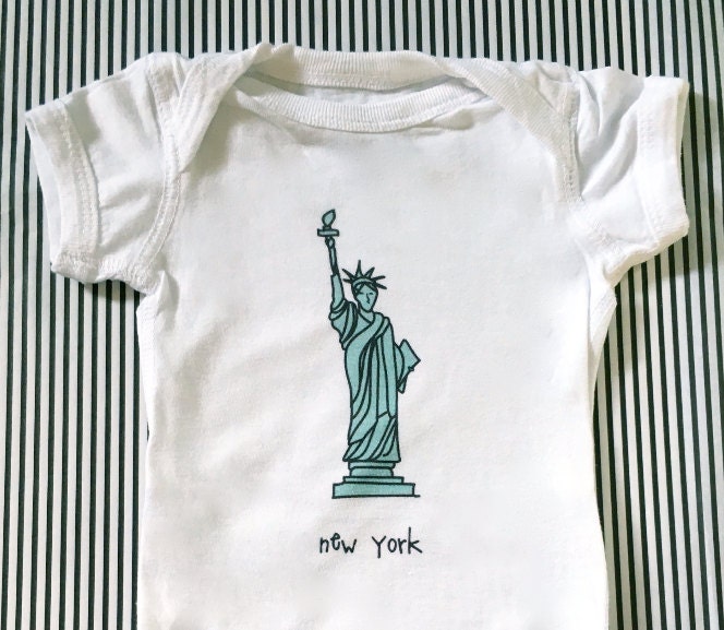 baby clothes. new york. onepiece. statue of liberty. baby