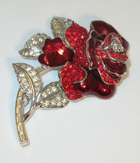 nolan miller rose brooch