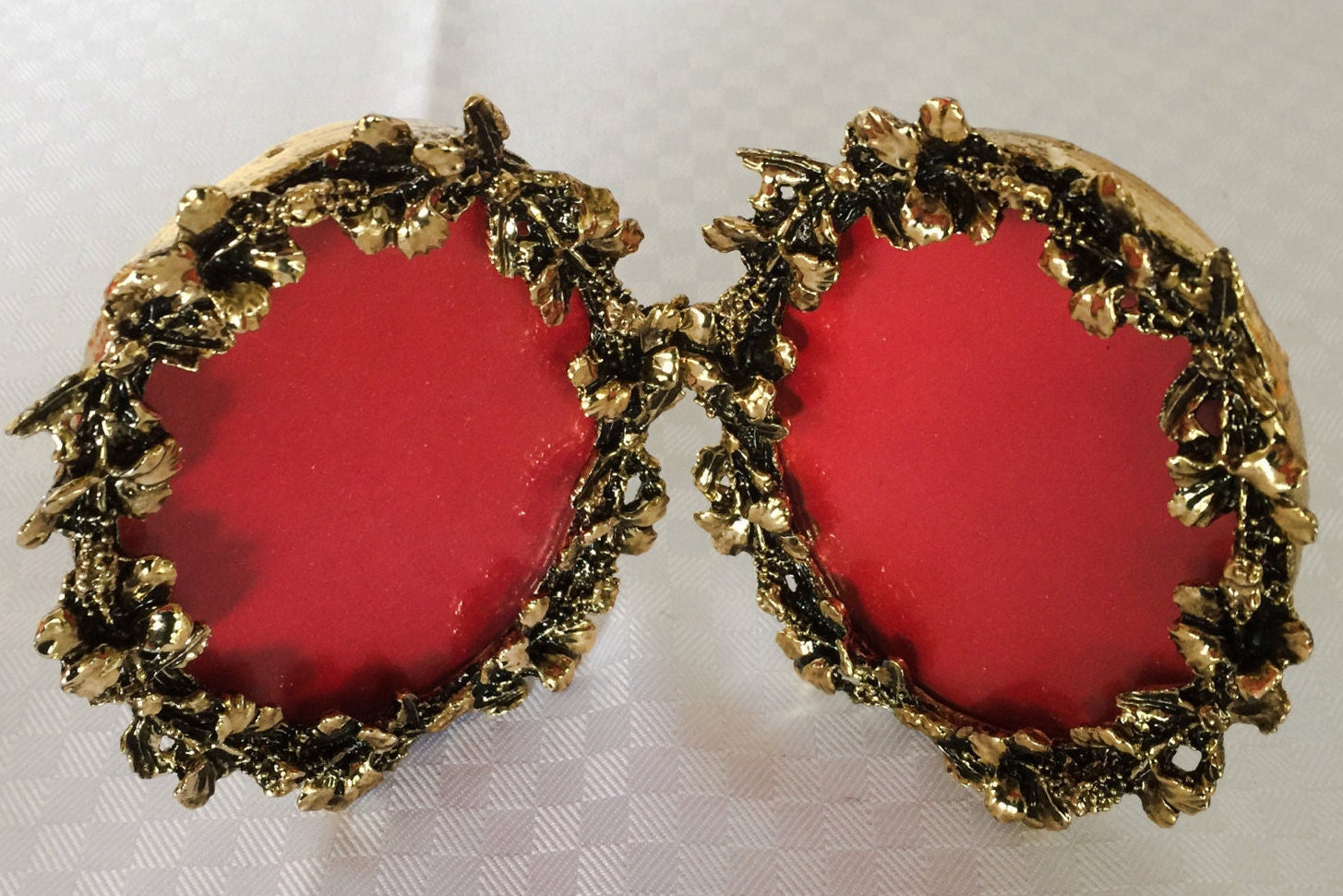 Stunning BRASS HINGED Solid Metal Oval Picture FRAMES Special