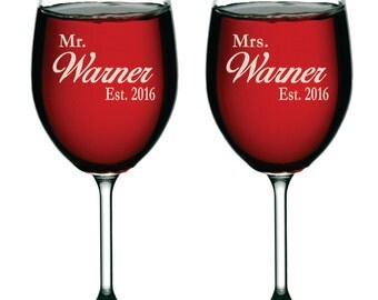 Custom Wine Glasses, Personalized Wine Glasses, Mr and Mrs Gifts, Mr and Mrs Glasses, Etched Wine Glasses, Engraved Wine Glass, Set of 2