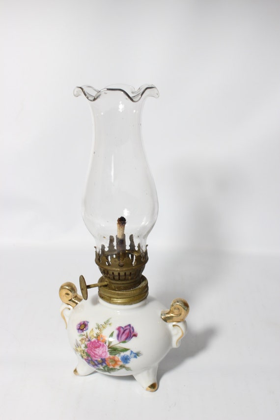 Japan Mini Hurricane Oil Lamp with Original Chimney