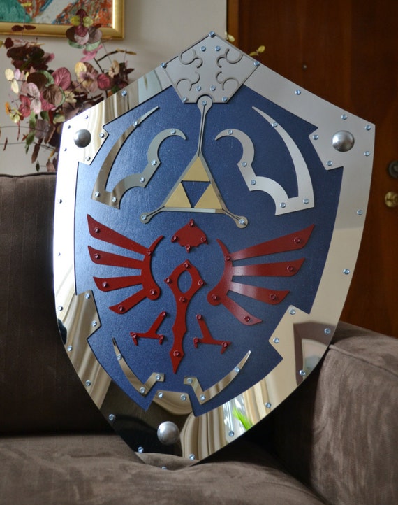 toy hylian shield