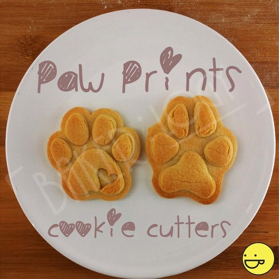 paw prints cookie cutters biscuit cutter heart realistic paws print dog lover gifts dogs cat
