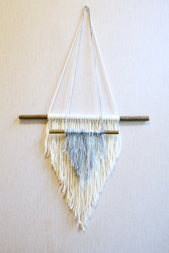 Yarn wall hanging woven wall weaving macrame hanging by Delekselja