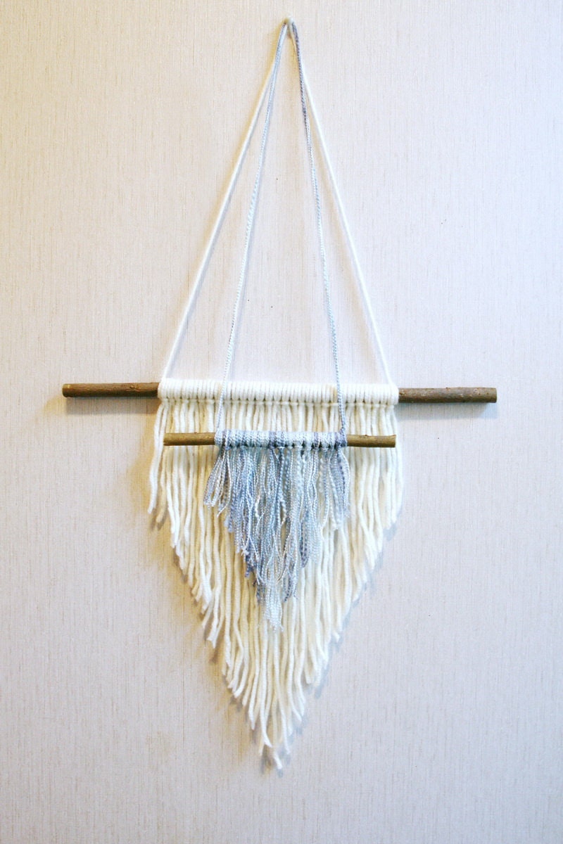 Yarn wall hanging woven wall weaving macrame hanging by Delekselja