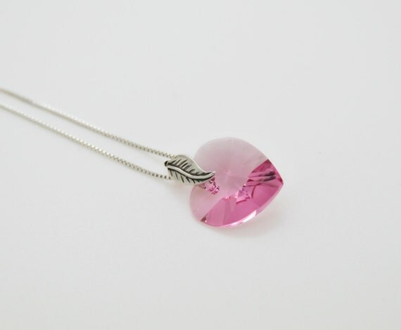 Items similar to Pink Heart Necklace, Crystal Heart Pendant Necklace ...