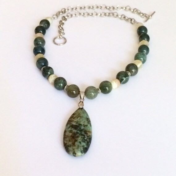 Green Pendant Necklace Green Stone Pendant Necklace Fancy