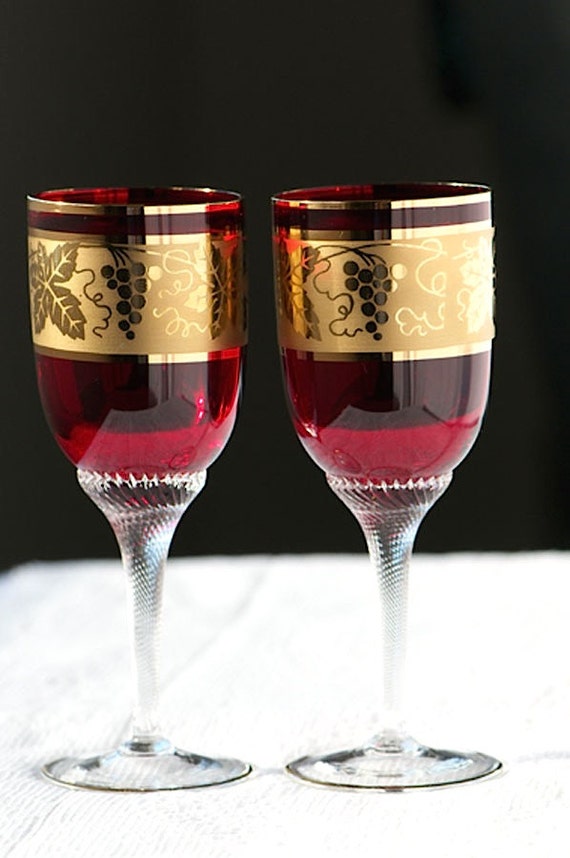 Two Elegant Vintage Wine Glasses Burgundy with by SharonTalson