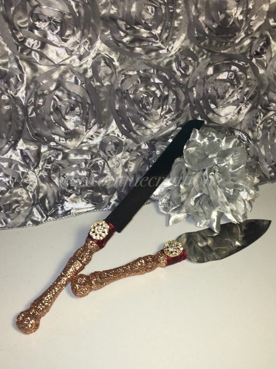 Items similar to Custom Cake Cutter Set on Etsy