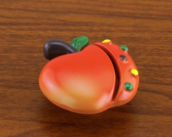 Red Apple Kids Door Knobs Resin Knobs Decorative Knobs for Children Fruit Dresser Knobs for Kids Cabinet Drawer Knobs Home Decorative