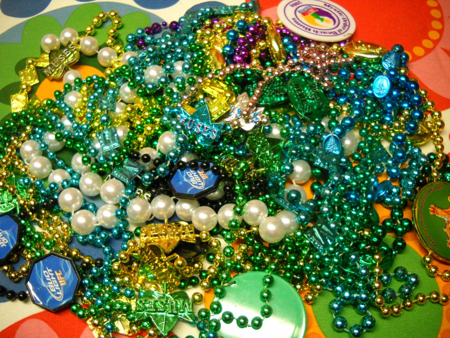 18 Strands Novelty Mardi Gras Beads Plastic Metallic by MadreGanza