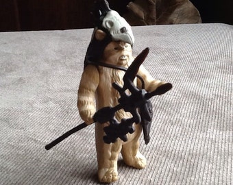 Vintage Original Star Wars Return Of The Jedi Loose Logray Ewok Medicine Man Action Figure Made In Hong Kong From 1983