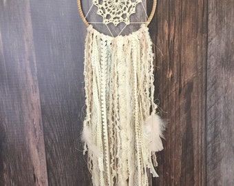Doily Dreamcatcher : Medium Ivory Lace // Baby shower gift // Boho Decor // Wedding decor // Bridal Shower