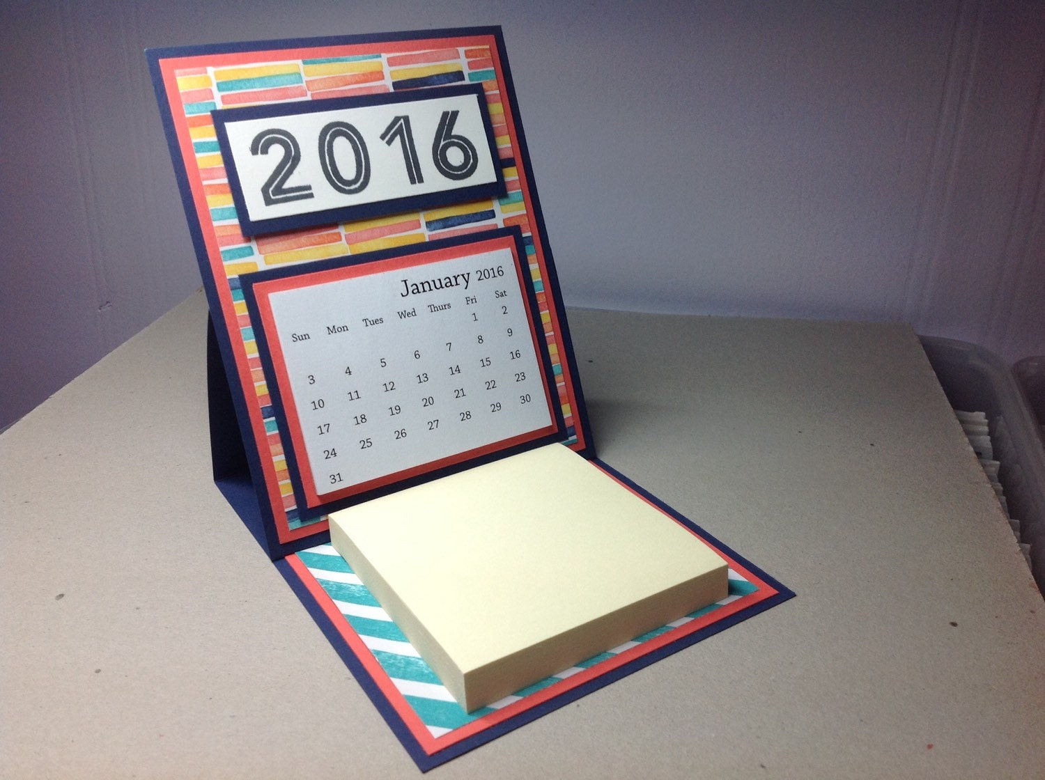 make your own photo easel desktop calendar