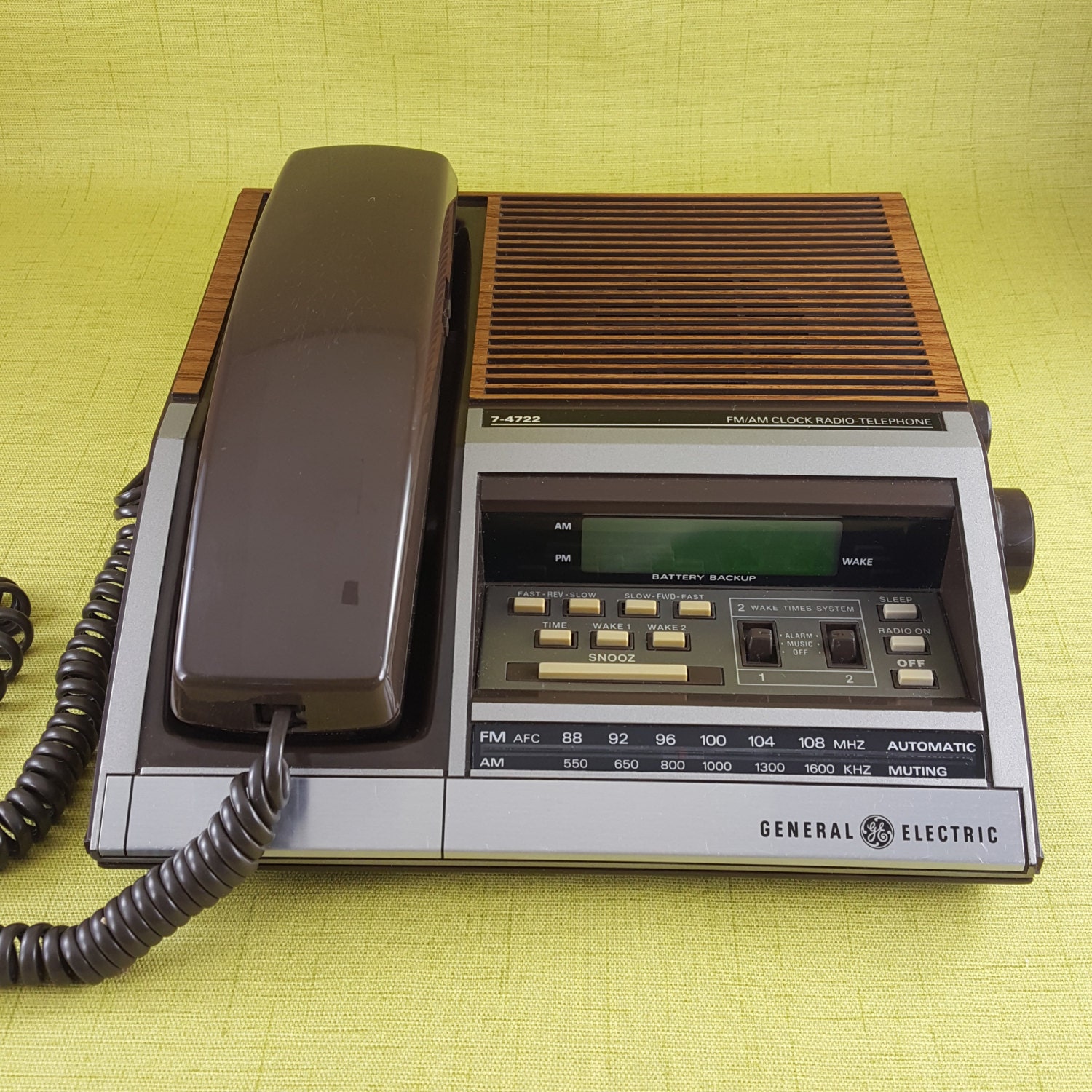 General Electric Clock Radio Phone Wood Grain 1970's Mad