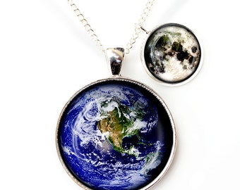 Full Moon Necklace, Planet Necklace, Science Necklace, Astronomy Pendant, Lunar Necklace, Astrology Necklace, Space Necklace, Outer Space