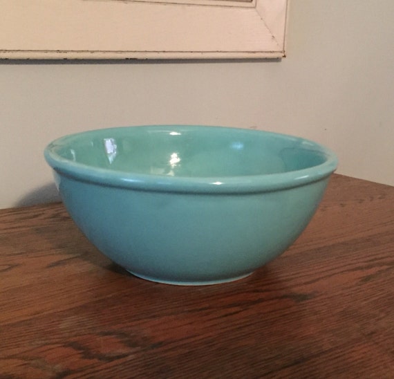 Gaetano Pottery USA Turquoise Serving Bowl Mixing