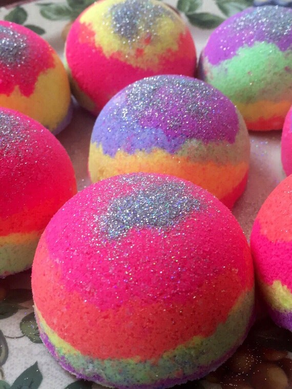 Fuzzy Navel shea butter tie dye bath bombs Colorful