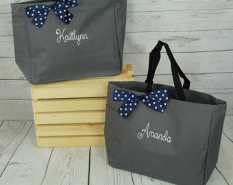 Bridesmaid Gift, 3 Personalized Bridesmaid Tote Bag Gift Wedding Tote- Personalized Bridesmaid Totes - Wedding Party Gift - Name Tote-
